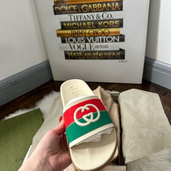 Gucci slides - Picture 1 of 6